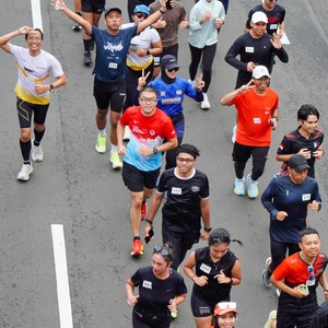 Race photo from FIRST SUNDAY RUN