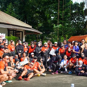 Race photo from FIRST SUNDAY RUN