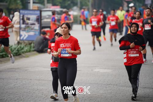 Race photo from ONE RUN 10K 2025
