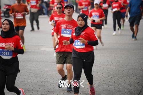 Race photo from ONE RUN 10K 2025