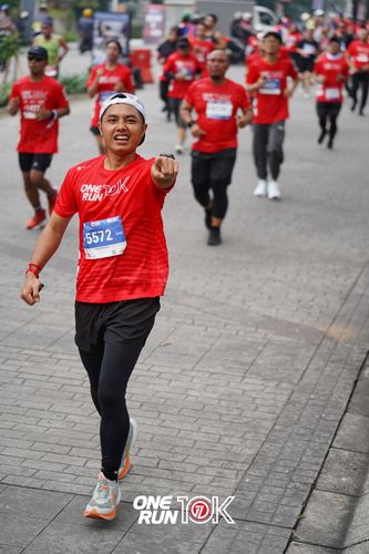 Race photo from ONE RUN 10K 2025
