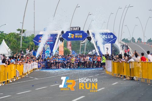 Race photo from ISOPLUS RUN 2025 - JAKARTA