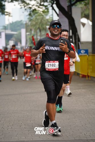 Race photo from ONE RUN 10K 2025