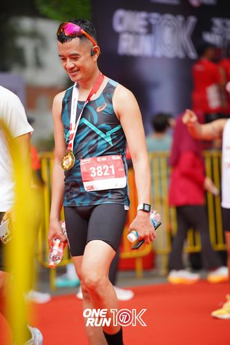 Race photo from ONE RUN 10K 2025