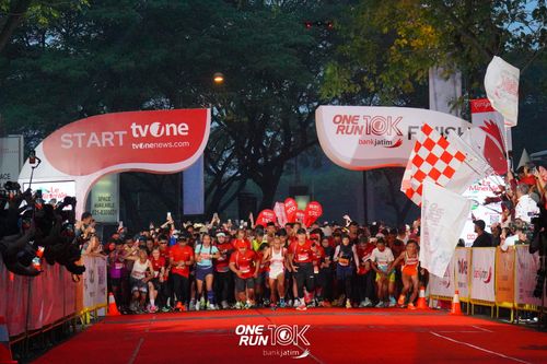 Race photo from ONE RUN 10 K