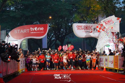 Race photo from ONE RUN 10 K