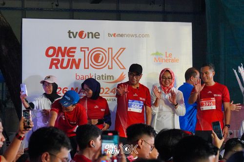Race photo from ONE RUN 10 K
