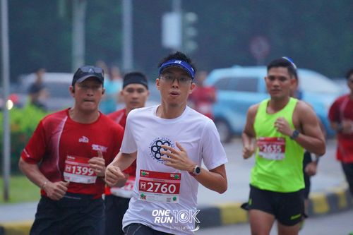 Race photo from ONE RUN 10 K