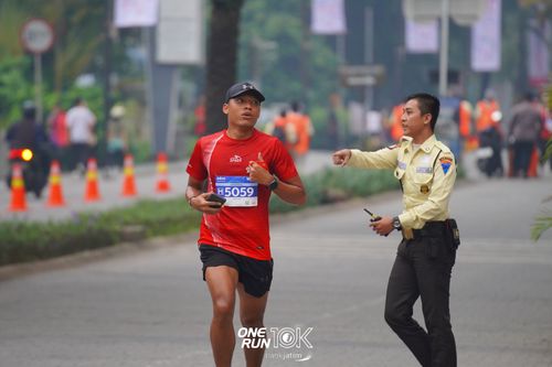 Race photo from ONE RUN 10 K