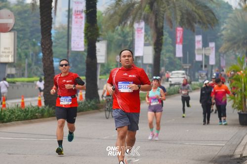 Race photo from ONE RUN 10 K