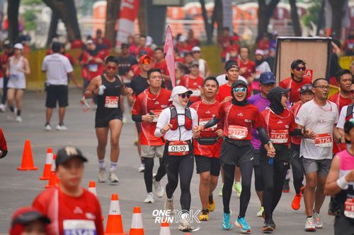 Race photo from ONE RUN 10 K