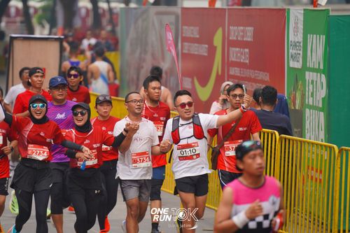 Race photo from ONE RUN 10 K