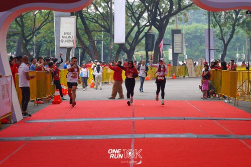 Race photo from ONE RUN 10 K