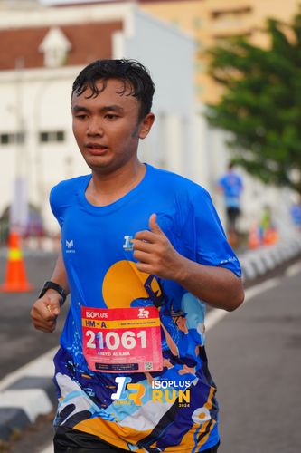 Race photo from Isoplus Run 2024 Surabaya