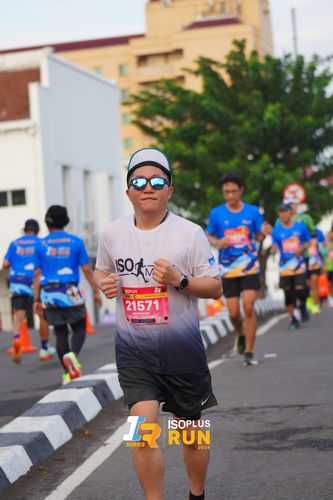 Race photo from Isoplus Run 2024 Surabaya