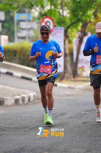 Race photo from Isoplus Run 2024 Surabaya