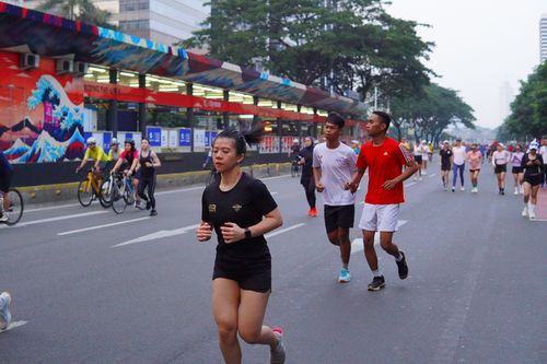 Race photo from One Run 10K Vibes 2024