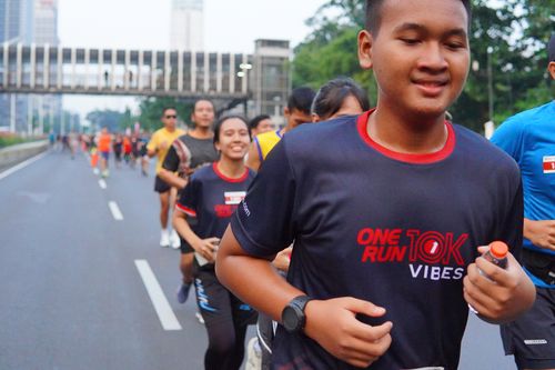 Race photo from One Run 10K Vibes 2024