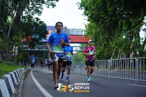 Race photo from SURABAYA ISOPLUS MARATHON 2025