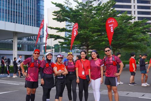 Race photo from Assurance Fun Run 2024