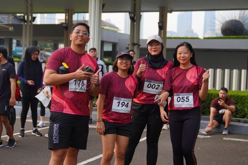 Race photo from Assurance Fun Run 2024