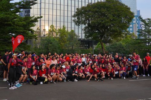 Race photo from Assurance Fun Run 2024