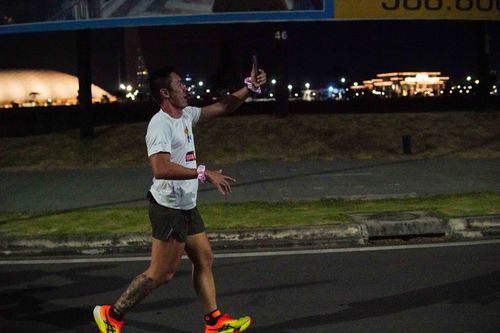 Race photo from PIK NITE RUN VIBES