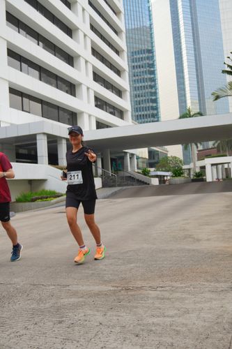 Race photo from Assurance Fun Run 2024