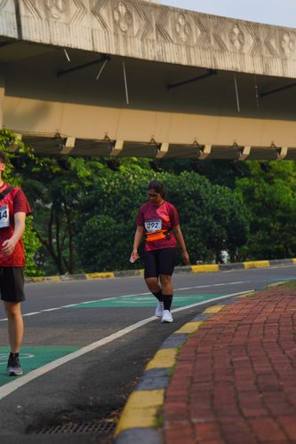 Race photo from Assurance Fun Run 2024