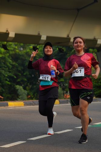 Race photo from Assurance Fun Run 2024
