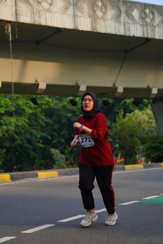 Race photo from Assurance Fun Run 2024