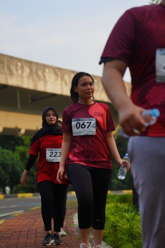 Race photo from Assurance Fun Run 2024
