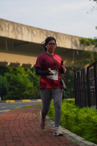 Race photo from Assurance Fun Run 2024