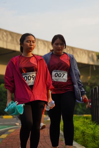 Race photo from Assurance Fun Run 2024