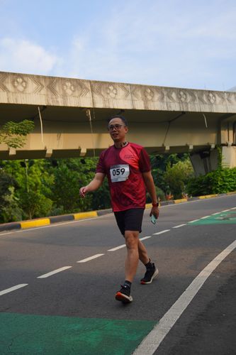 Race photo from Assurance Fun Run 2024