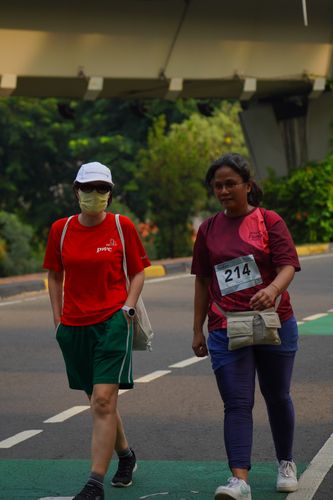 Race photo from Assurance Fun Run 2024