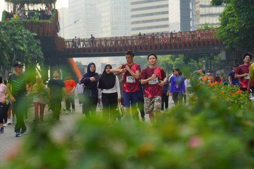 Race photo from Assurance Fun Run 2024