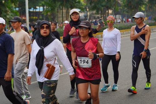 Race photo from Assurance Fun Run 2024
