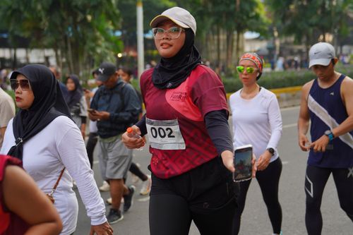 Race photo from Assurance Fun Run 2024