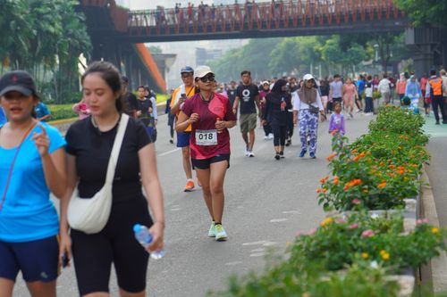 Race photo from Assurance Fun Run 2024