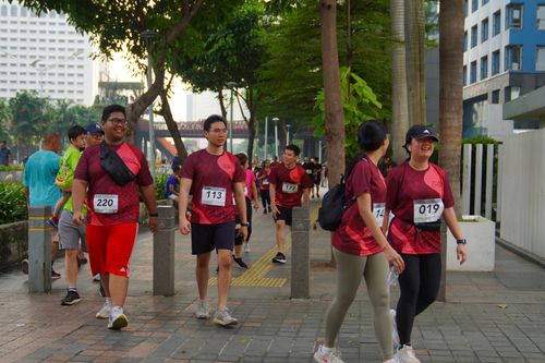 Race photo from Assurance Fun Run 2024