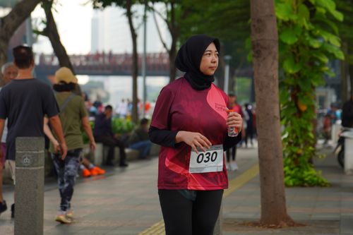 Race photo from Assurance Fun Run 2024
