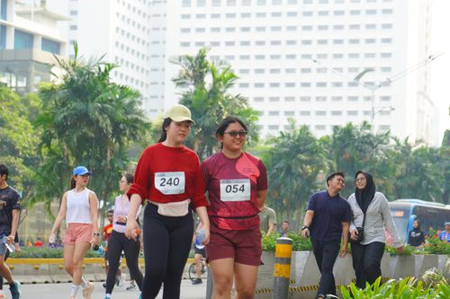 Race photo from Assurance Fun Run 2024