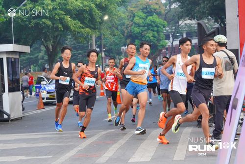 Race photo from Nu Skin Run 10K