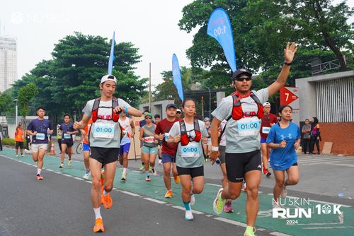 Race photo from Nu Skin Run 10K