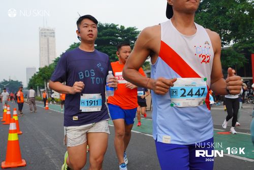 Race photo from Nu Skin Run 10K
