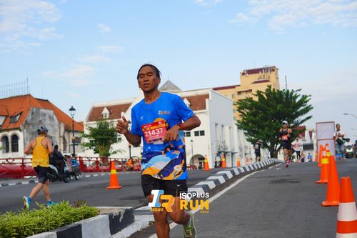 Race photo from Isoplus Run 2024 Surabaya