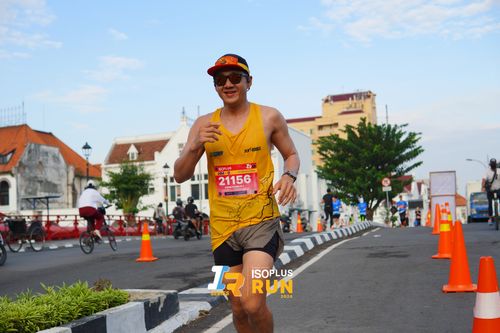 Race photo from Isoplus Run 2024 Surabaya