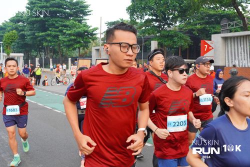 Race photo from Nu Skin Run 10K