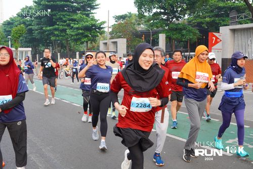 Race photo from Nu Skin Run 10K